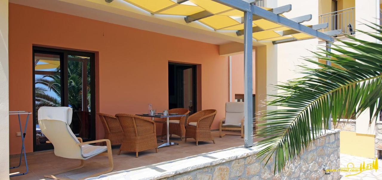 Oasis By The Sea Apart otel Chiliadou  Dış mekan fotoğraf